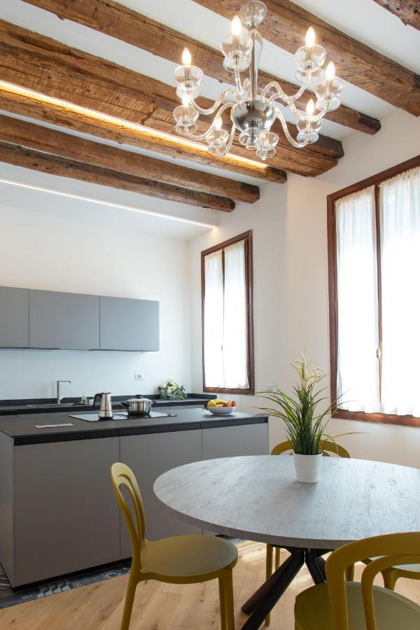 Ca Del Glicine - Charming Apartment On The Canal Venice Luaran gambar