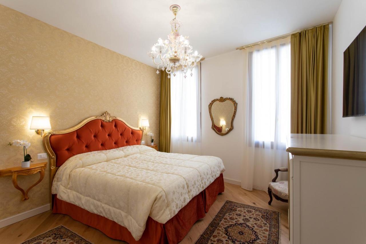 Ca Del Glicine - Charming Apartment On The Canal Venice Luaran gambar